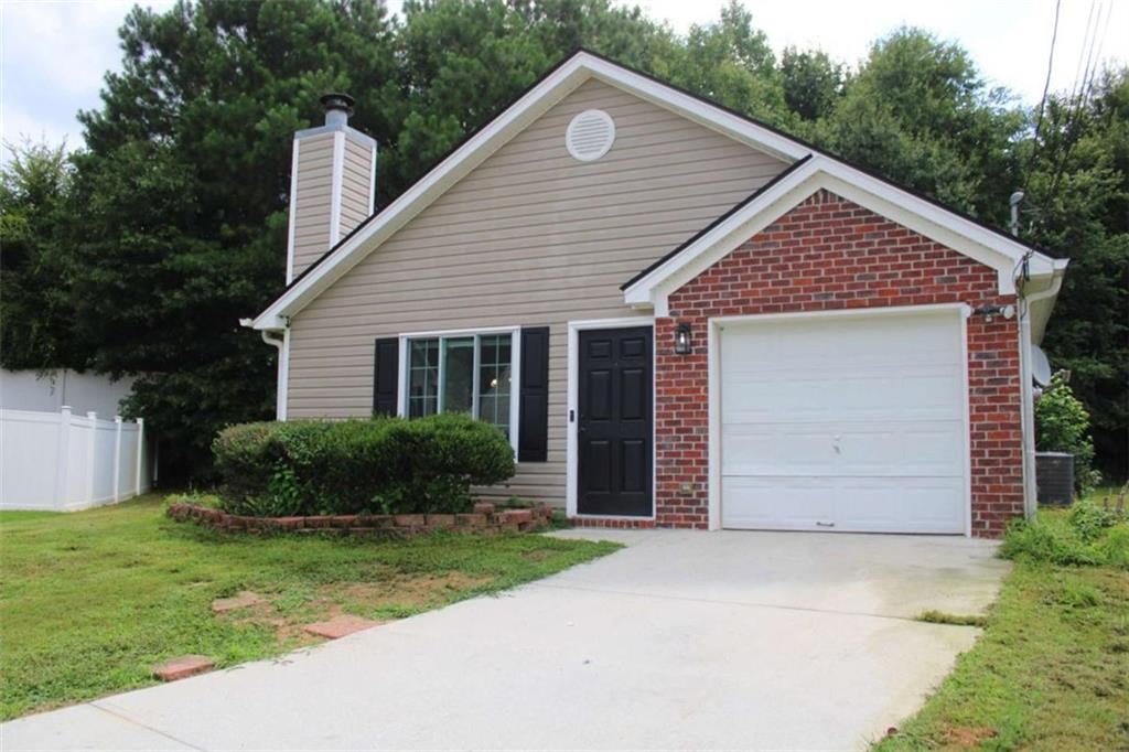 6831 Browns Mill Walk