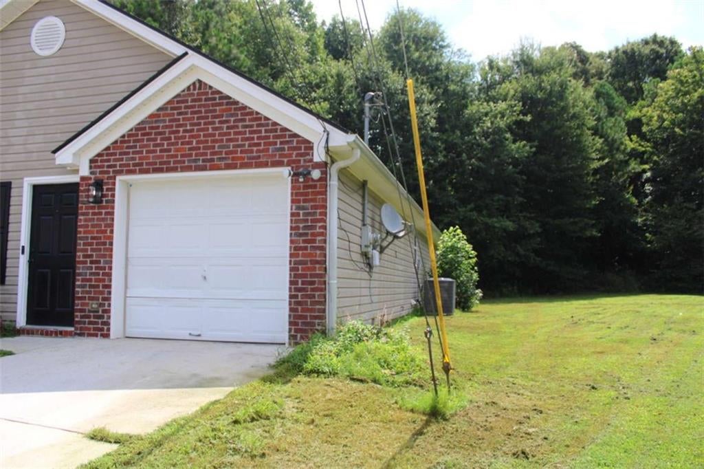 6831 Browns Mill Walk