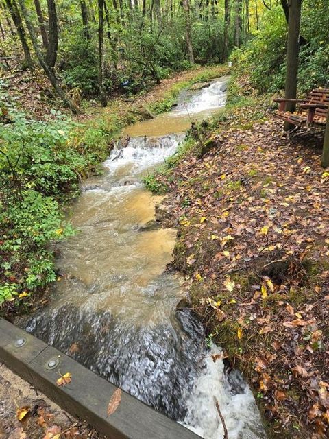 Homes For Sale - 5997 Henderson Mtn. Road<br/> Jasper, GA 30143