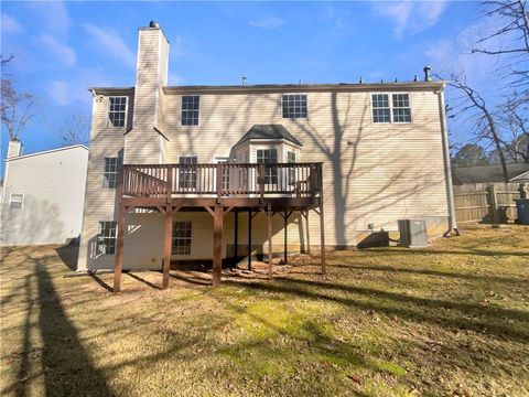 A home in Dacula