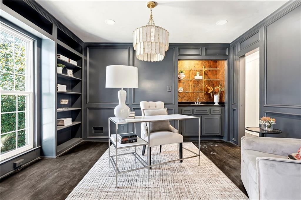 4730 Paran Valley NW