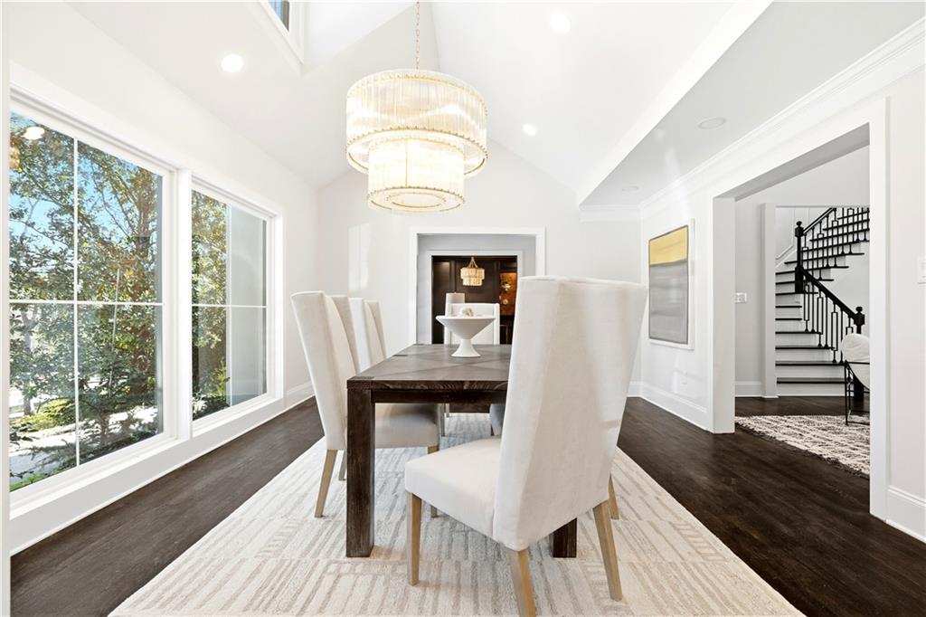 4730 Paran Valley NW