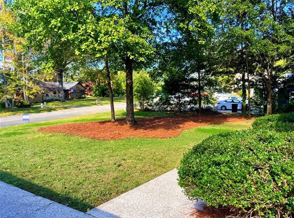 31 Williamsburg Drive NW