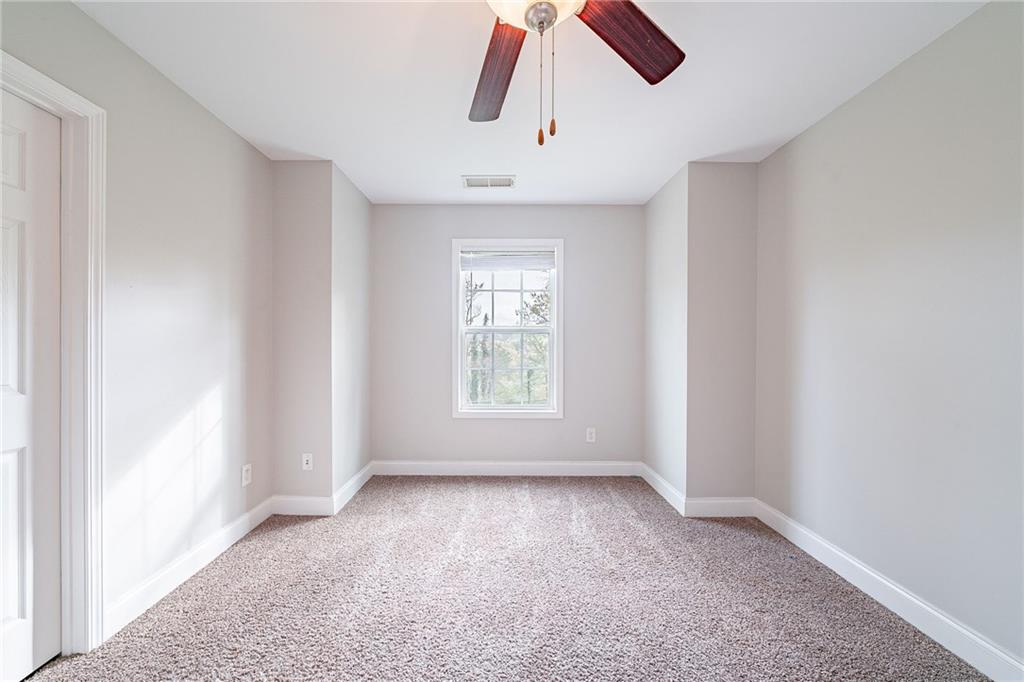 4915 Wycliffe Drive, Stone Mountain, Georgia image 18