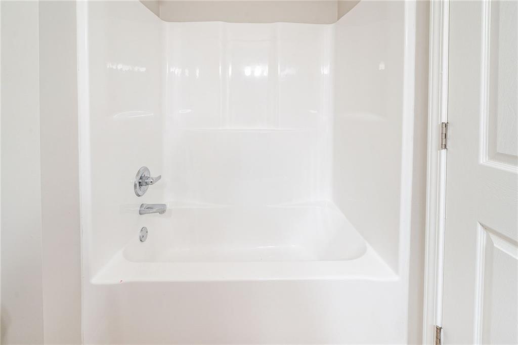 4915 Wycliffe Drive, Stone Mountain, Georgia image 25