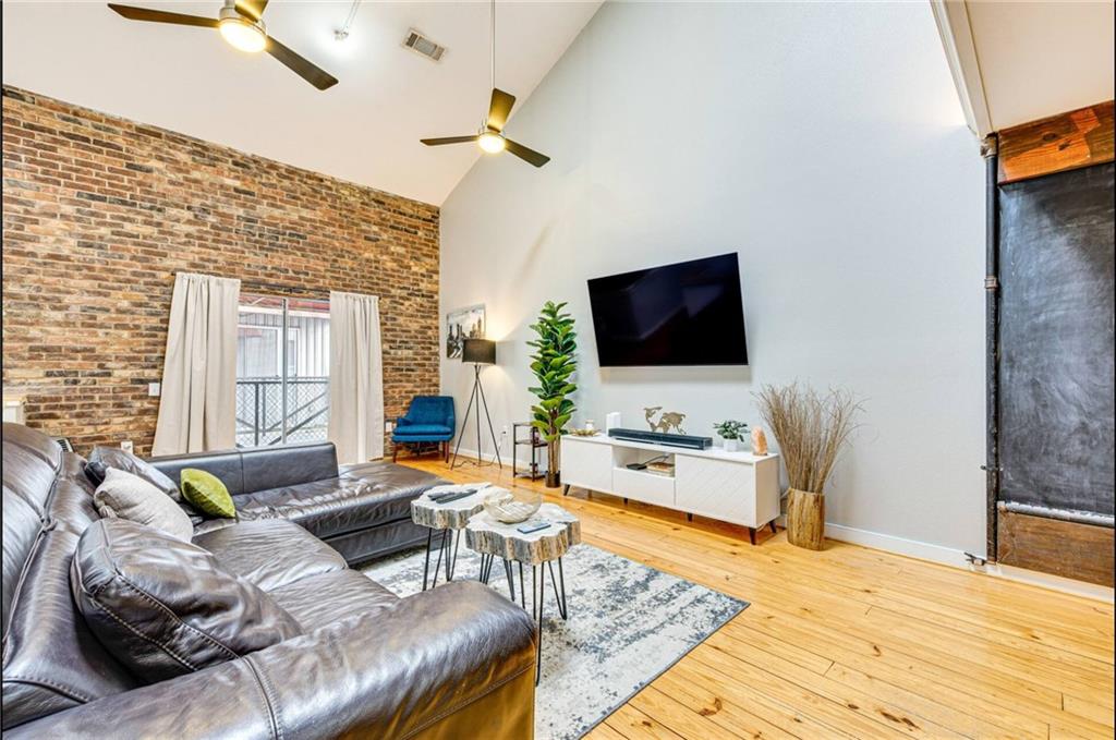 920 Memorial Drive SE 35