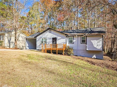 A home in Douglasville