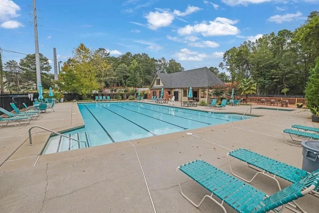 4185 Waterford Drive, Suwanee, Georgia image 25