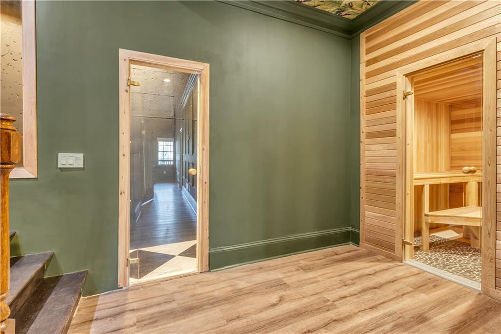 5390 Harrowood Lane, Sandy Springs, Georgia image 38