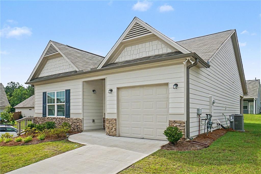 7 Rosebud Lane