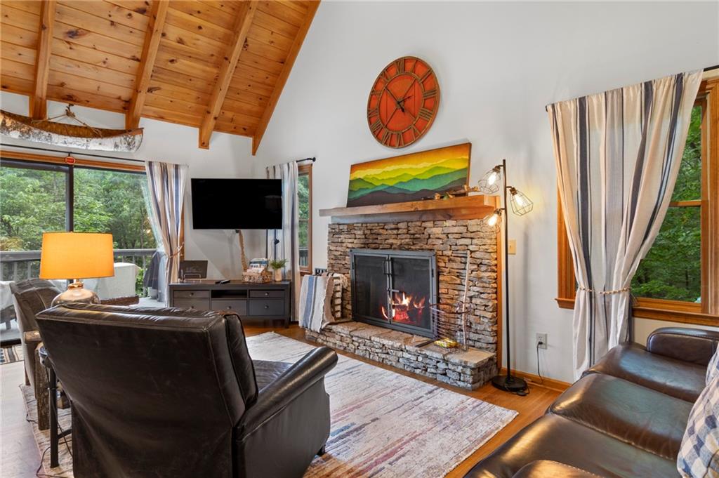 54 Hickory Trail