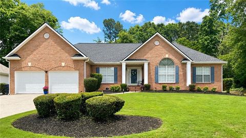 Homes For Sale - 115 Heathdale Court<br/> Fayetteville, GA 30214