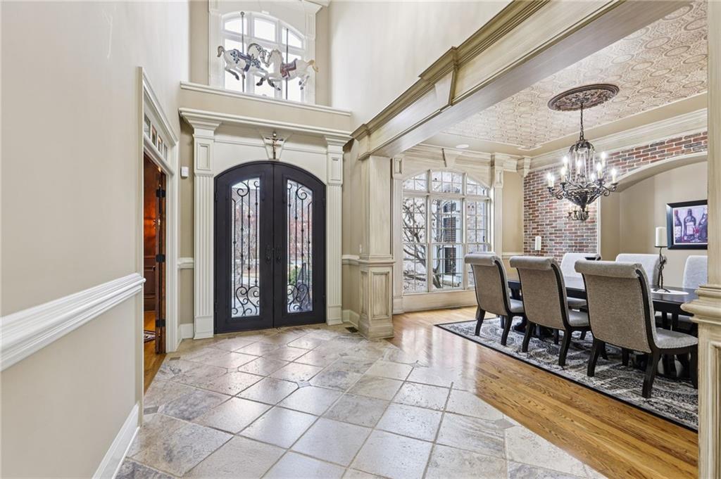 2583 Northern Oak Drive