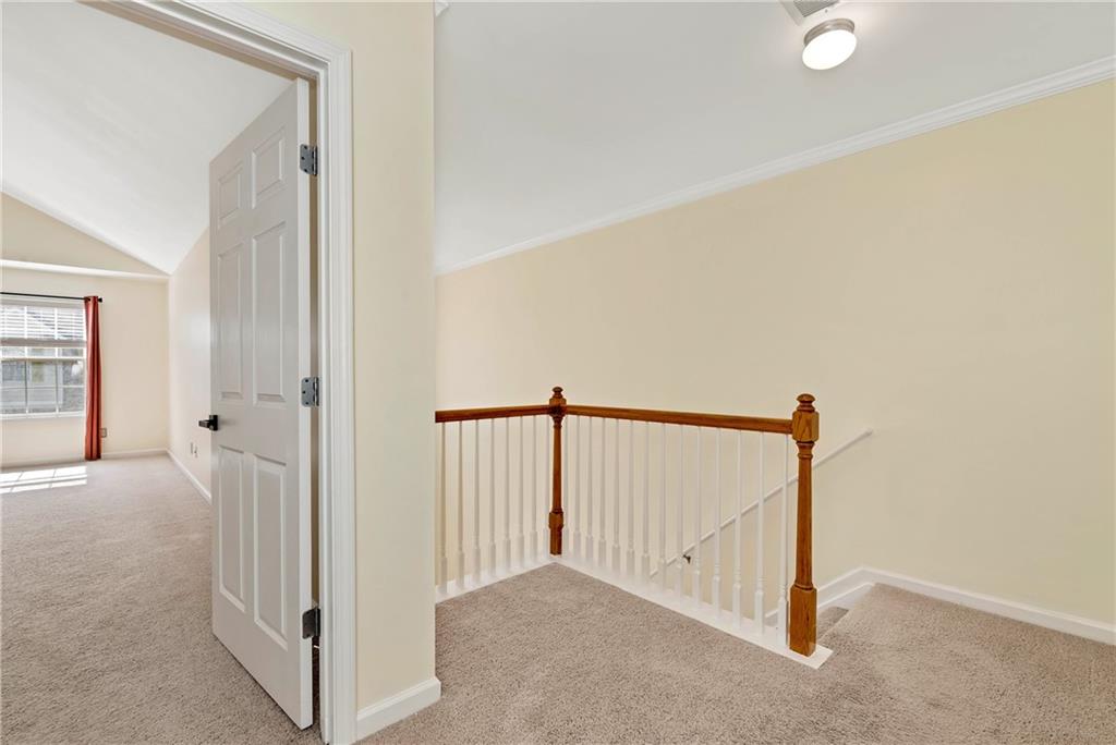 386 Creek Manor Way, Suwanee, Georgia image 10