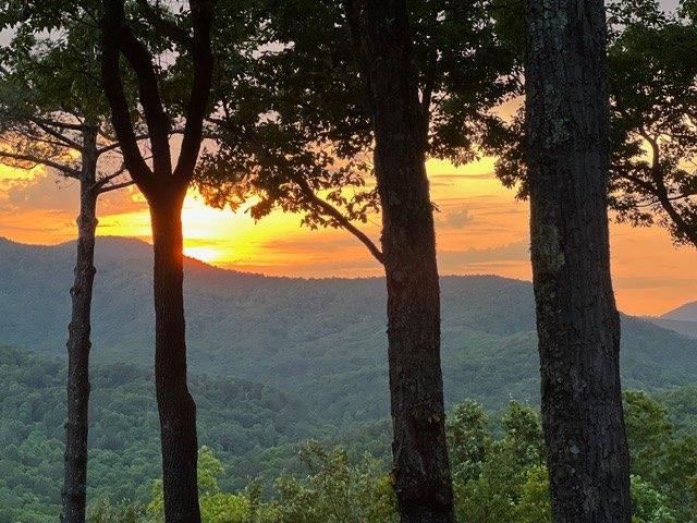 Some views stop you in your tracks.. and this is one of them! Tucked i – image 73