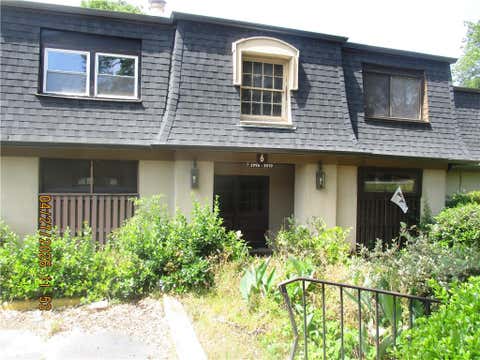 Condo For Sale - 3000 Parc Lorraine<br/> Lithonia, GA 30038