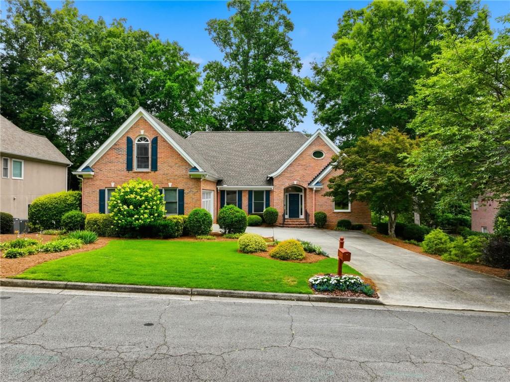 1085 Waterbury Close