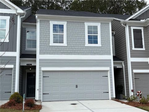 Townhouse For Sale - 5142 Longview Run<br/> Decatur, GA 30035
