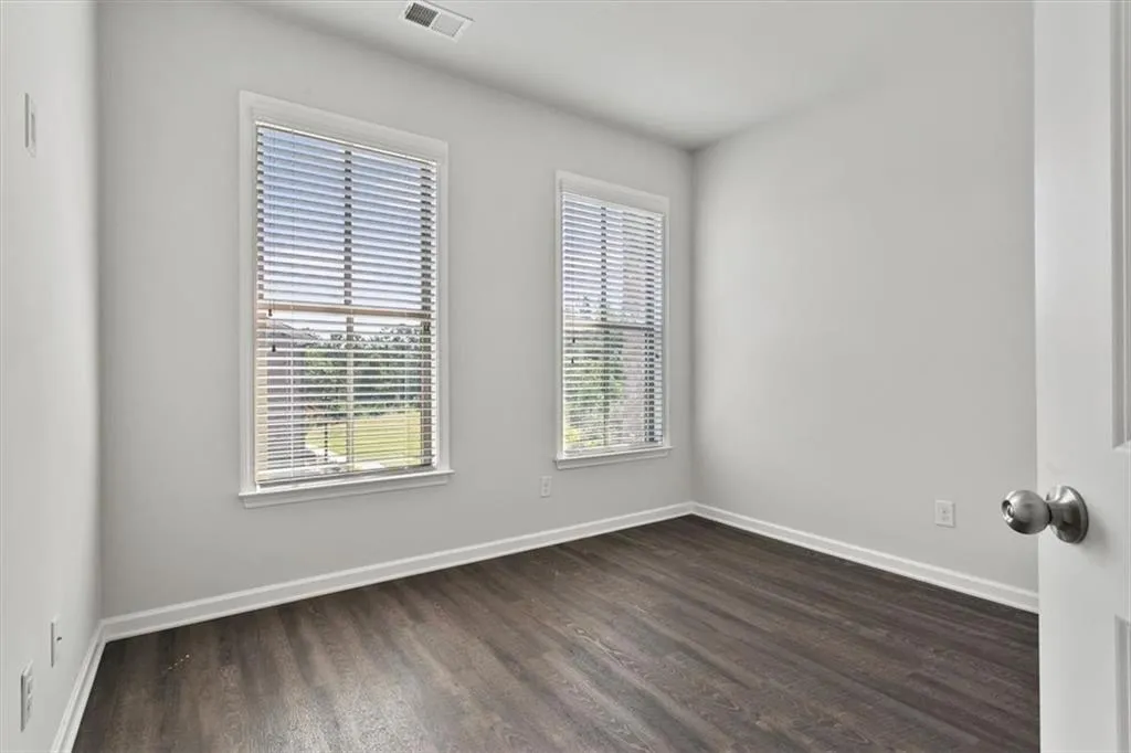 Doraville, Georgia 30360, United States, 4 Bedrooms Bedrooms, ,4 BathroomsBathrooms,Residential,Active,131914