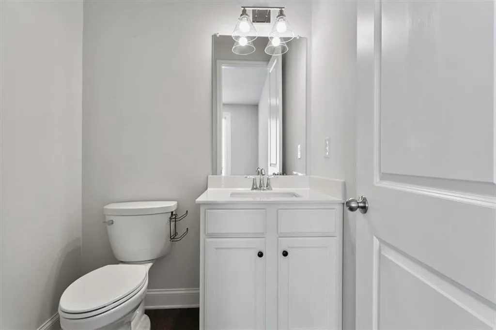 Doraville, Georgia 30360, United States, 4 Bedrooms Bedrooms, ,4 BathroomsBathrooms,Residential,Active,131914