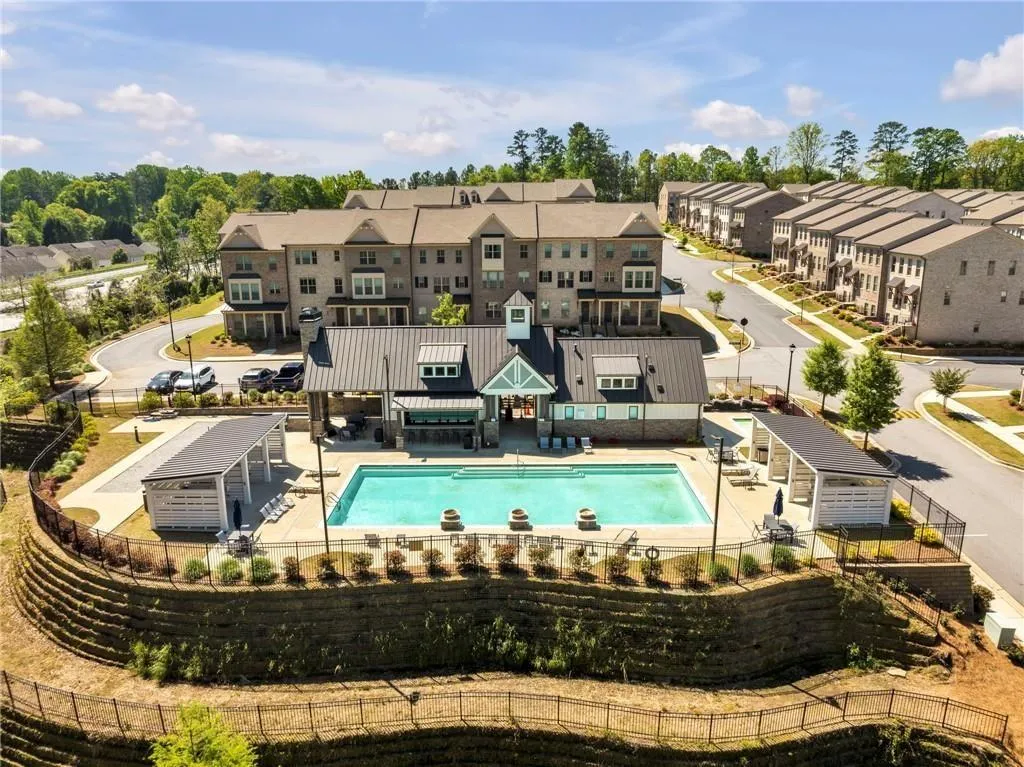 Doraville, Georgia 30360, United States, 4 Bedrooms Bedrooms, ,4 BathroomsBathrooms,Residential,Active,131914