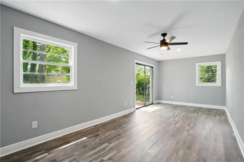 Decatur, Georgia 30032, United States, 4 Bedrooms Bedrooms, ,2 BathroomsBathrooms,Residential,Pending,112548