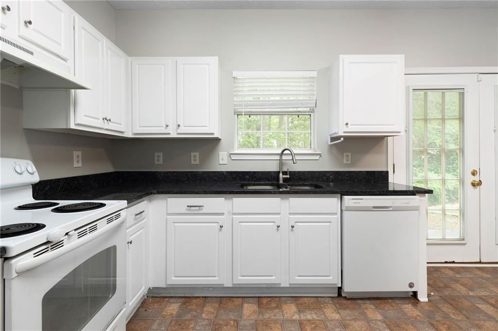73 Timber Ridge Drive, Cartersville, Georgia image 16