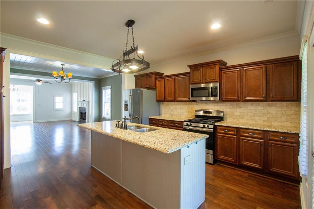 2125 Chalybe Drive, Hoover, Alabama image 15