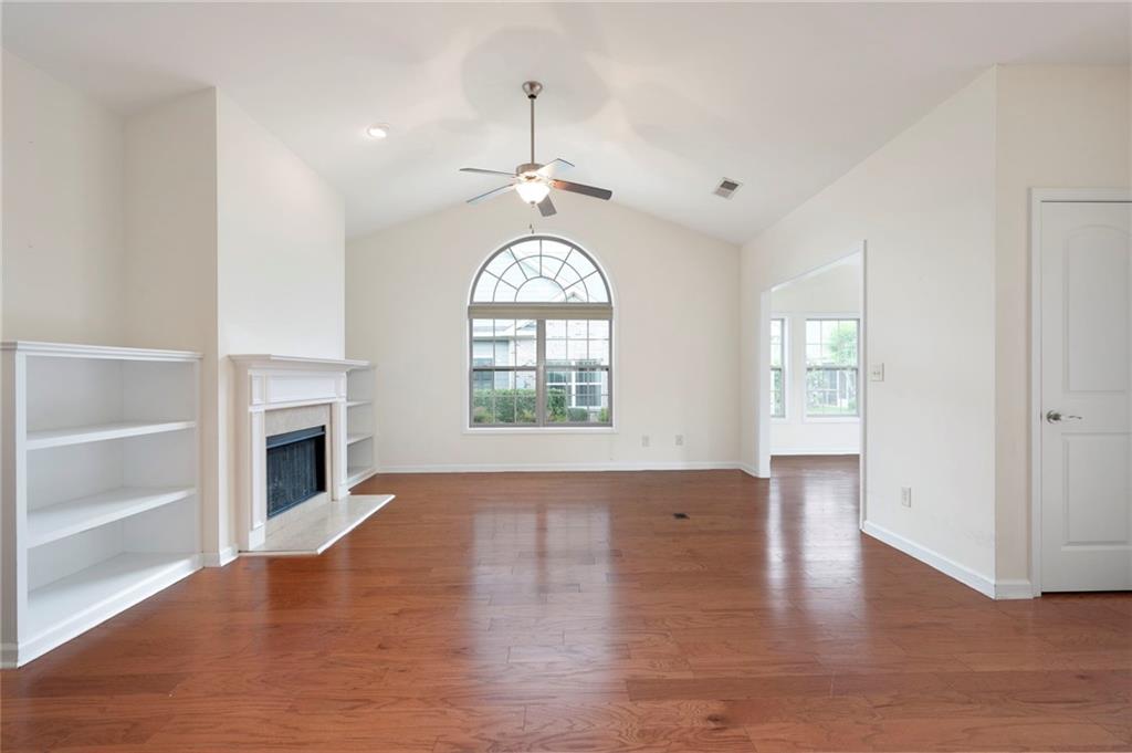Grove Park Condos - Residential