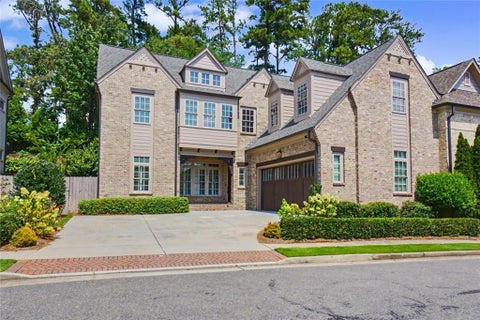 Townhouse For Sale - 1803 Kent Avenue<br/> Dekalb County, Atlanta, GA 30338