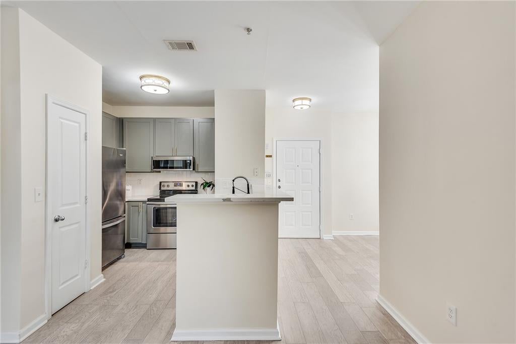821 Ralph Mcgill Boulevard NE 3207