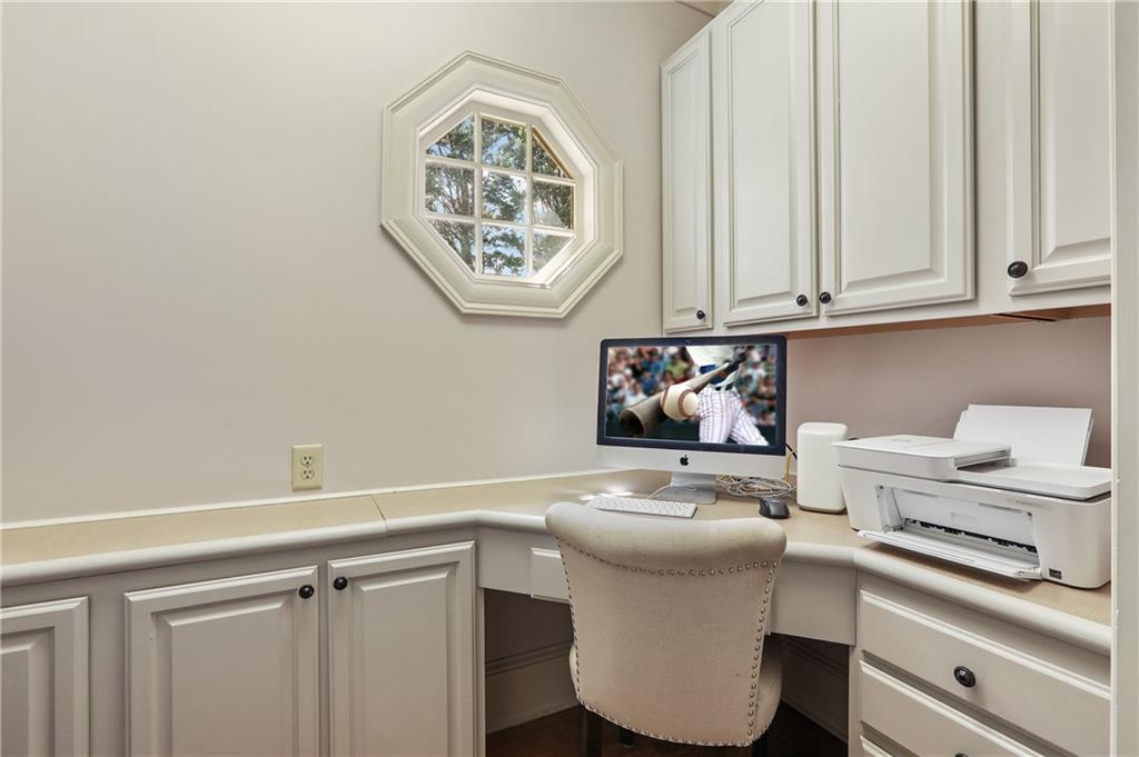 560 Brook Manor Drive, Johns Creek, Georgia image 43