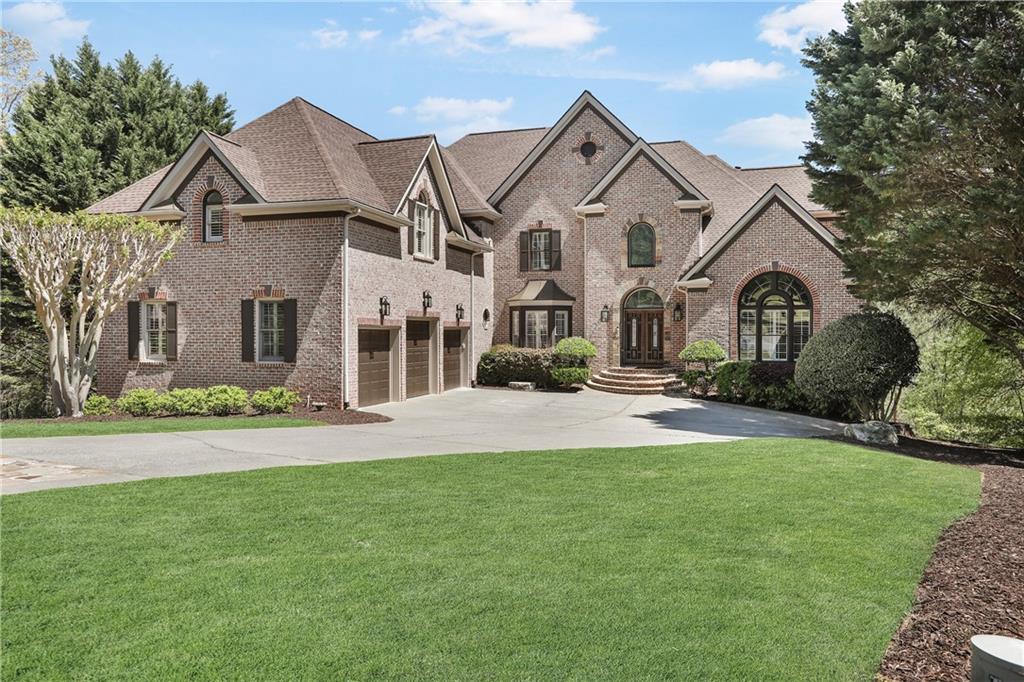 560 Brook Manor Drive, Johns Creek, Georgia image 9