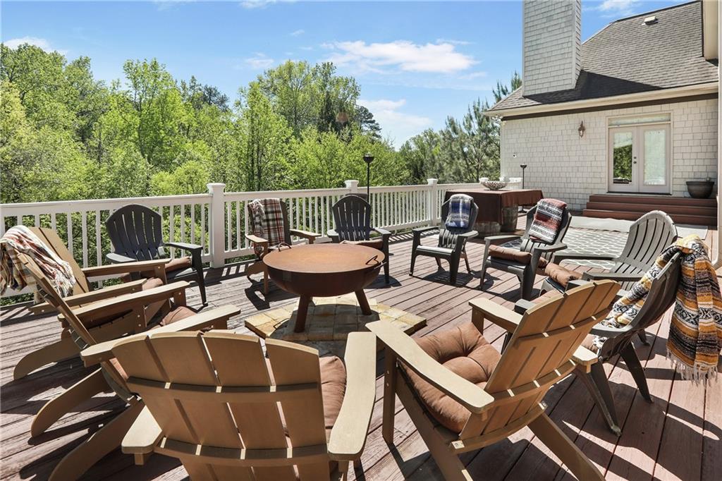560 Brook Manor Drive, Johns Creek, Georgia image 4