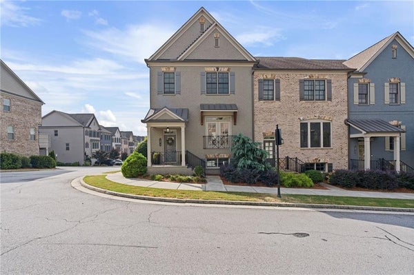 1874 SKYFALL CIR NE, BROOKHAVEN, GA 30319 - Image a2bf3ab2d3cb99aec6d92f1862c2c6b8/949142543