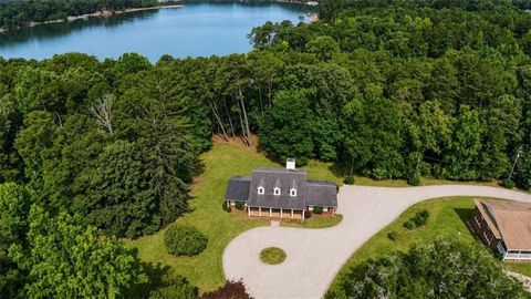 Homes For Sale - 3464 Maynard Circle<br/> Gainesville, GA 30506