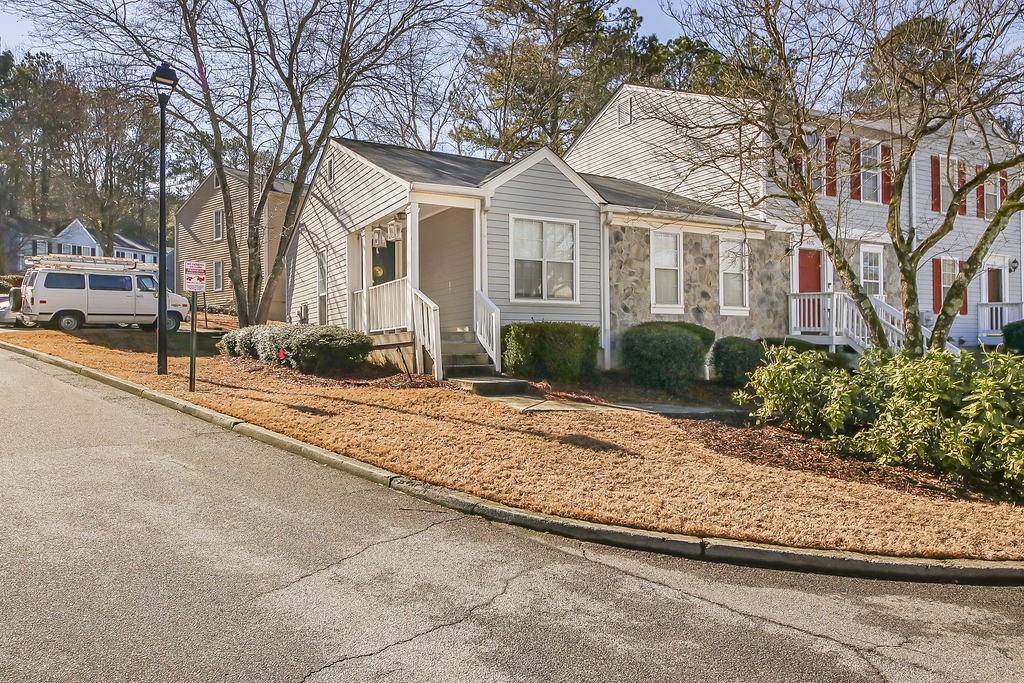 4018 Bayside Circle
