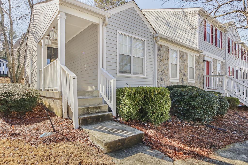 4018 Bayside Circle