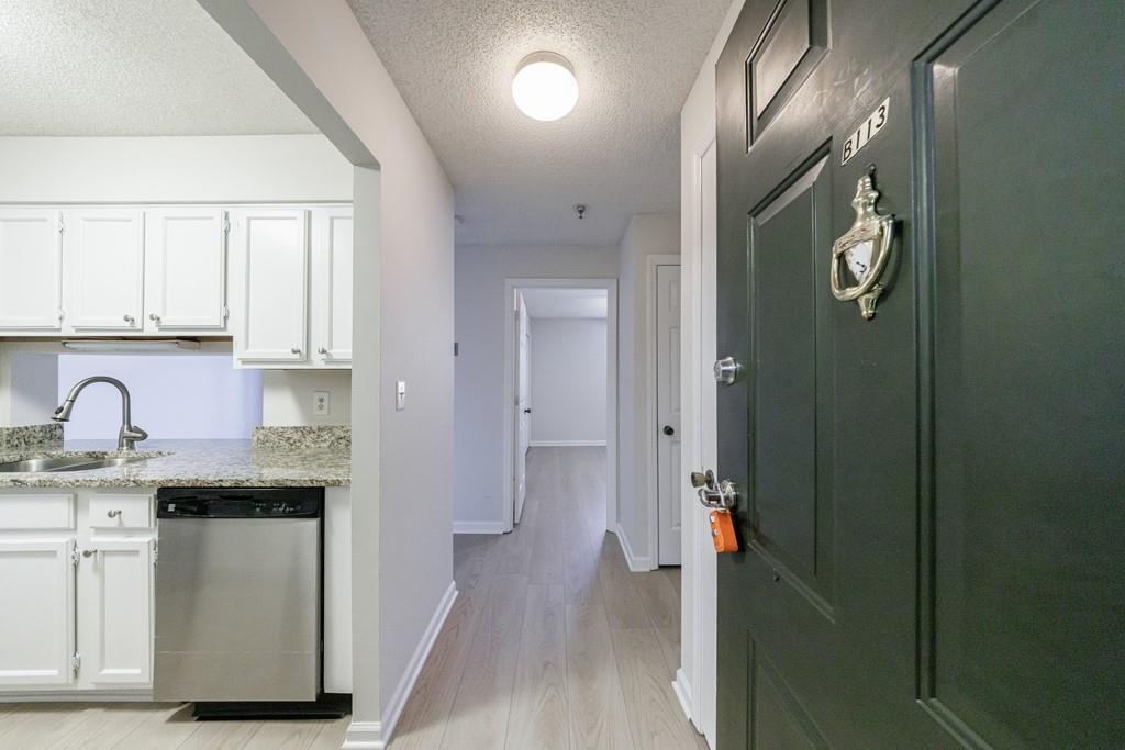 300 Johnson Ferry Road NE B113