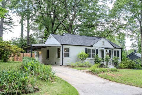 Homes For Sale - 650 Campbell Circle<br/> Atlanta, GA 30354