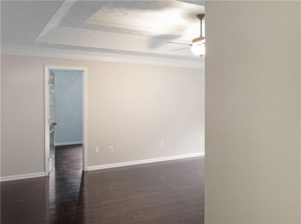 AUTUMN LAKE - Residential Lease