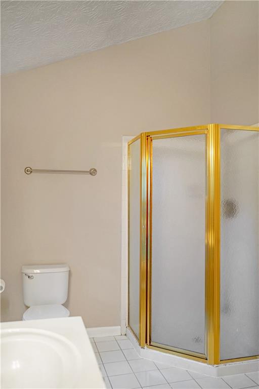 AUTUMN LAKE - Residential Lease