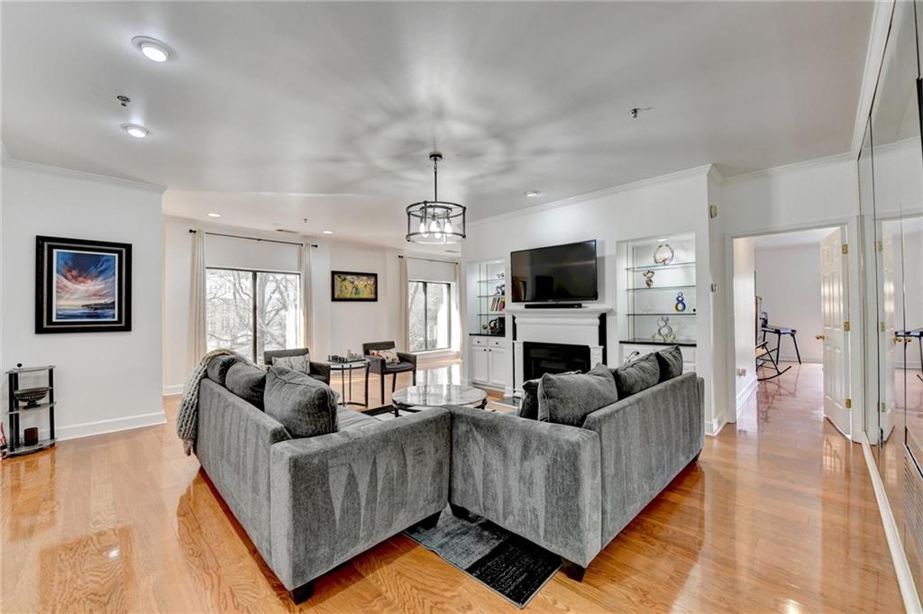 2865 Lenox Road NE 409