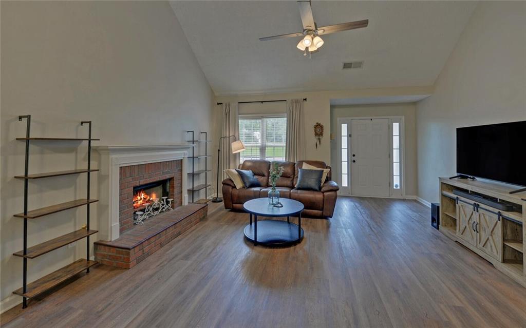 280 Creekdale Drive