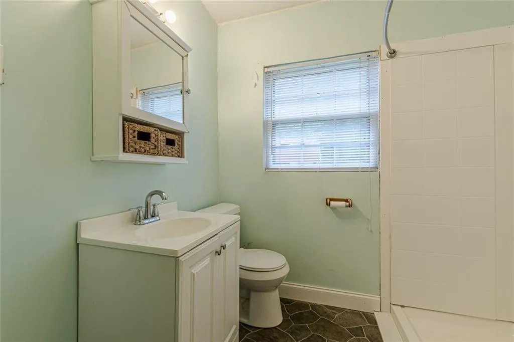 Austell, Georgia 30106, United States, 4 Bedrooms Bedrooms, ,1 BathroomBathrooms,Residential,Pending,183192