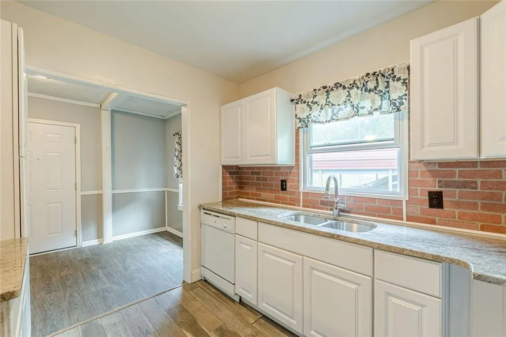 Austell, Georgia 30106, United States, 4 Bedrooms Bedrooms, ,1 BathroomBathrooms,Residential,Pending,183192