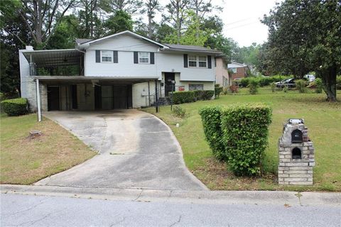 Homes For Sale - 3985 La Salle Way<br/> Atlanta, GA 30331
