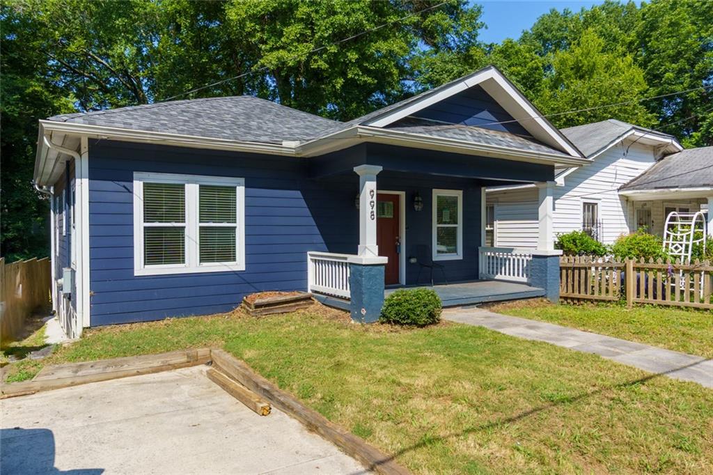 998 Mayson Turner Road NW