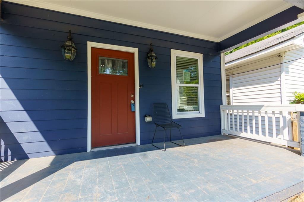 998 Mayson Turner Road NW