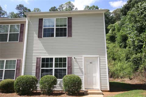 Townhouse For Sale - 40 Cleves Way<br/> Dahlonega, GA 30533